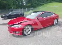 2017 Tesla Model S фото