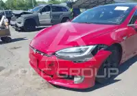 2017 Tesla Model S фото