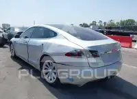 2017 Tesla Model S фото