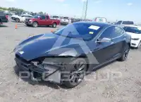 2017 Tesla Model S фото
