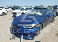 2017 Tesla Model S фото