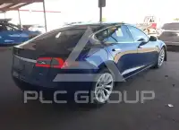 2017 Tesla Model S фото
