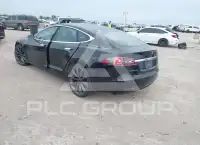 2017 Tesla Model S фото