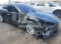 2017 Tesla Model S фото