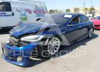 2017 Tesla Model S фото