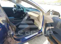 2017 Tesla Model 3 фото