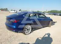 2017 Tesla Model 3 фото