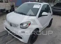 2017 Smart FORTWO фото