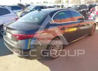 2017 Alfa Romeo Giulia photo