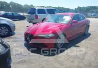 2017 Alfa Romeo Giulia photo
