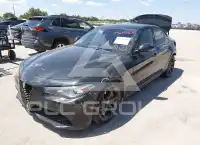 2017 Alfa Romeo Giulia фото