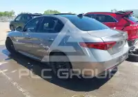 2017 Alfa Romeo Giulia photo