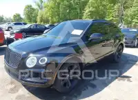 2017 Bentley Bentayga photo