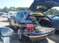 2017 Bentley Bentayga photo