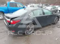 2017 Lexus ES350 photo