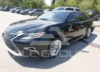 2017 Lexus ES350 photo