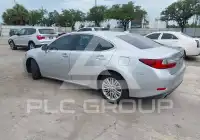 2017 Lexus ES350 photo