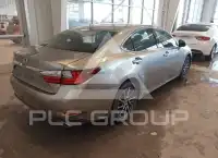 2017 Lexus ES350 photo