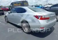 2017 Lexus ES350 photo