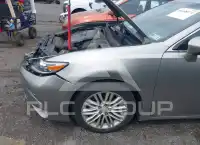 2017 Lexus ES350 фото