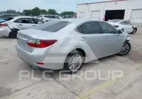 2017 Lexus ES350 photo
