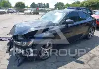 2017 Lexus IS300 photo