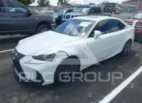 2017 Lexus IS200 photo