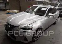 2017 Lexus IS200 photo