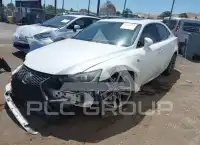 2017 Lexus IS200 фото