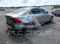 2017 Lexus IS200 фото