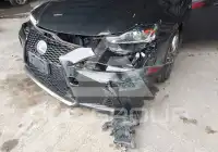 2017 Lexus IS350 photo