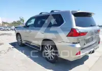 2017 Lexus LX570 photo