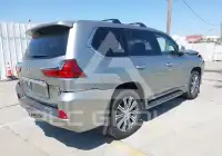 2017 Lexus LX570 photo