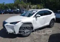 2017 Lexus NX200T фото
