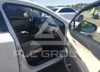 2017 Lexus NX200T photo