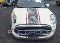 2017 Mini Cooper photo