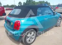 2017 Mini Cooper photo