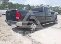 2017 RAM 3500 photo