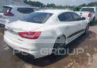 2017 Maserati QUATTROPORTE фото