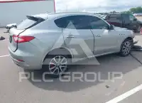 2017 Maserati LEVANTE фото