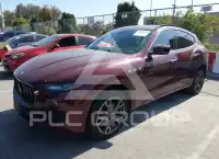 2017 Maserati LEVANTE фото