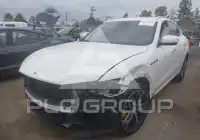 2017 Maserati LEVANTE photo