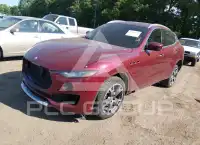 2017 Maserati LEVANTE photo