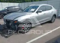 2017 Maserati LEVANTE фото