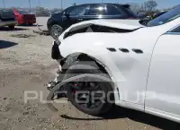 2017 Maserati LEVANTE фото