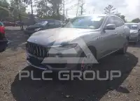 2017 Maserati LEVANTE фото