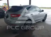 2017 Maserati LEVANTE фото
