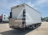 2017 Isuzu NRP photo