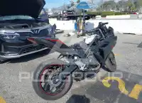 2017 Yamaha YZFR3 фото