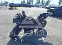2017 Yamaha YZFR3 фото